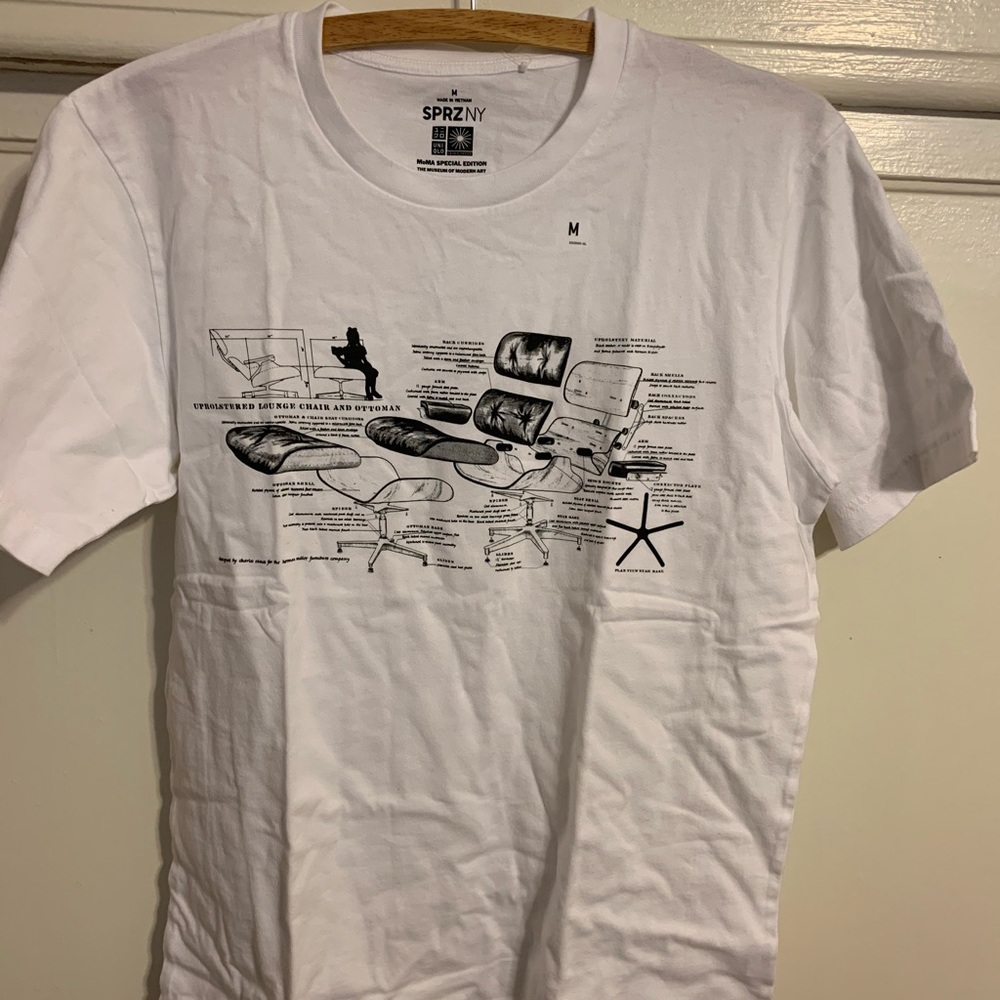 NWT SPRZNY Uniqlo Eames Lounge Chair TShirt